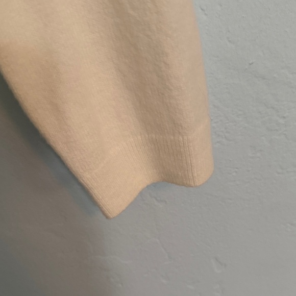GAP CashSodt Cream Cardigan Sweater - Picture 11 of 11